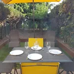 Le Peneque Des Anges Apartmán *