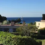 Le Peneque Des Anges