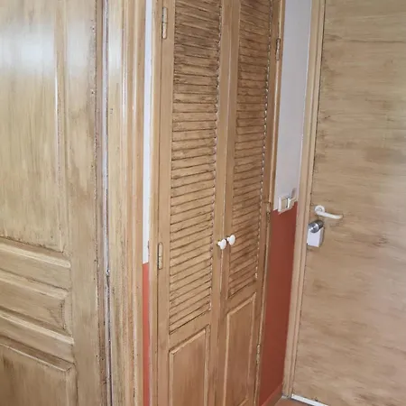 Le Peneque Des Anges Apartmán