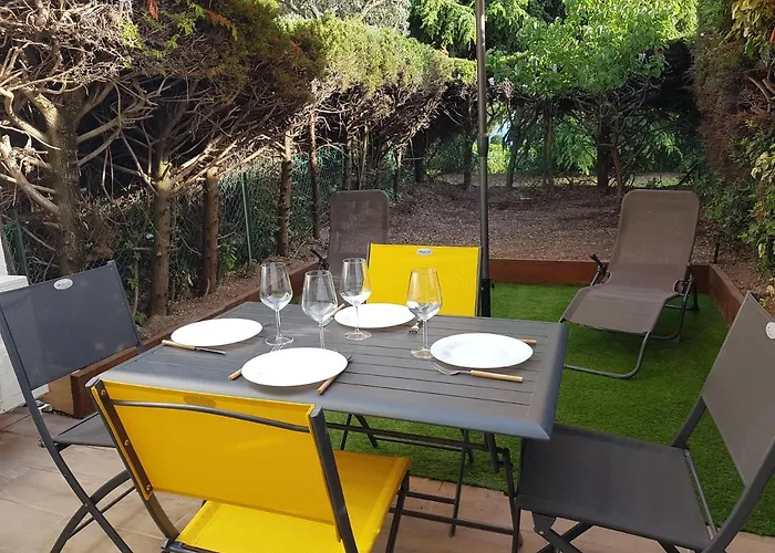 Le Peneque Des Anges Appartement *