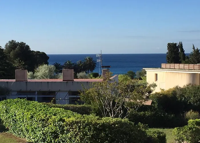 Le Peneque Des Anges